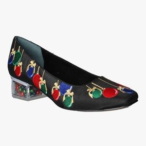 NEW J.Renée Jingle Bell Embroidered Pump (Women) Size: 8.5